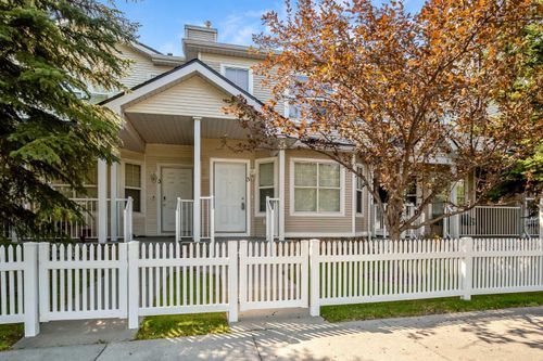 {{alt}} | Card Image