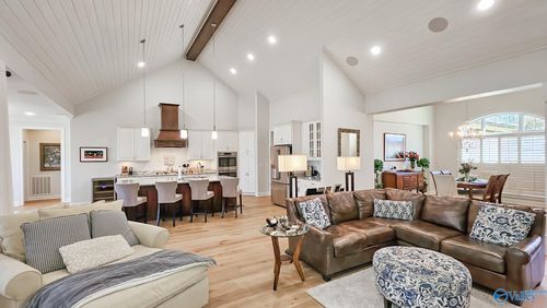 41 Verdant Cir Se, Huntsville, AL, 35803-1980 | Card Image
