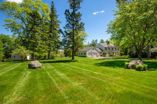 154 Chestnut St, Camden, ME, 04843-2224 | Card Image