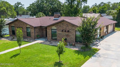 109 Boggs Cir, Long Beach, MS, 39560-5804 | Card Image