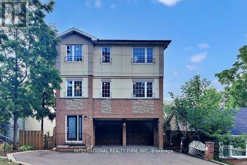 6 English St, Brampton, ON, L6X1L4 | Card Image