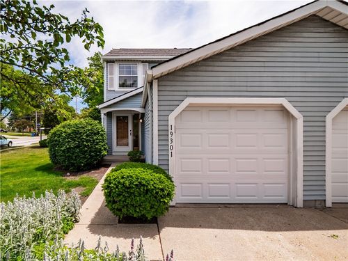 19301 Puritas Ave, Cleveland, OH, 44135-6000 | Card Image