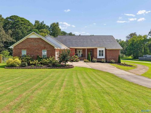 1131 Hickory Dr, Morris, AL, 35116-1004 | Card Image