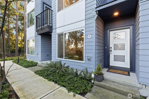 unit-d-2126 N 147th St, Shoreline, WA, 98133-6754 | Card Image