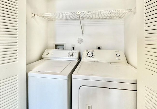 APT-818 - 9833 Westview Dr, Condo with 2 bedrooms, 2 bathrooms and null parking in Coral Springs FL | Image 13
