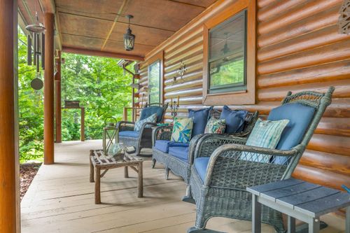 926 White Oak Mountain Rd, Columbus, NC, 28722-8783 | Card Image