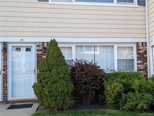 45-1 Atlantic Avenue, Oyster Bay, NY, 11735 | Card Image