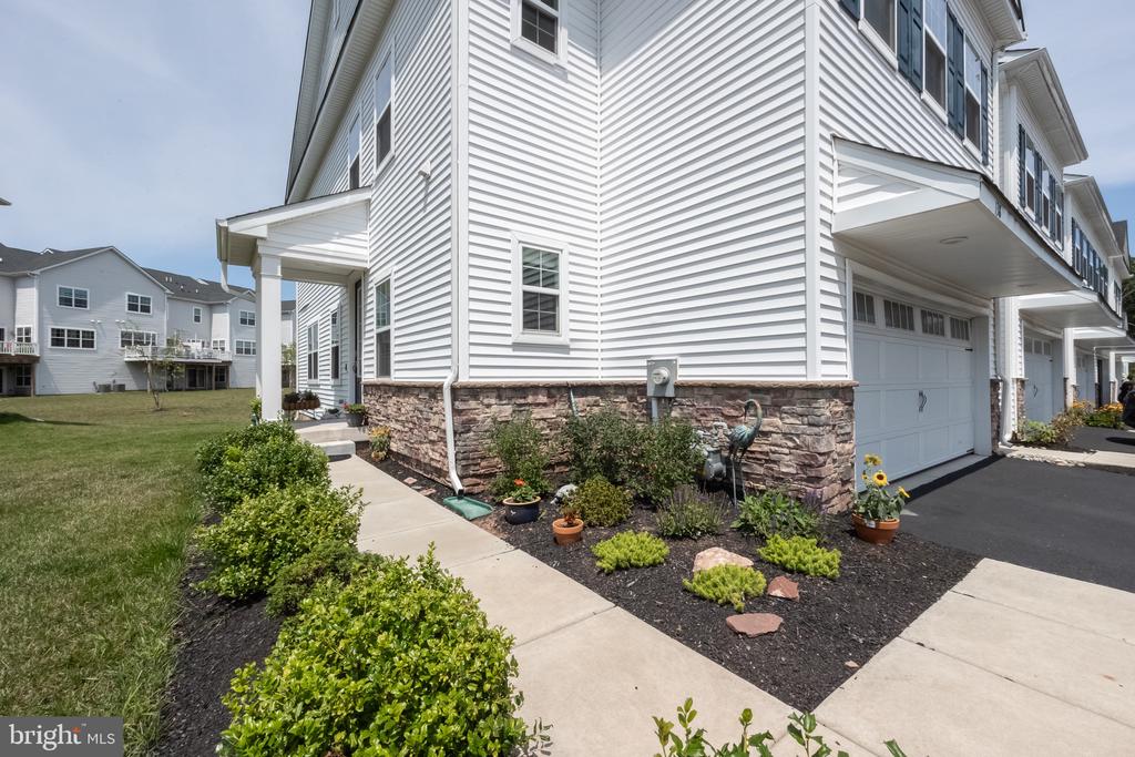 Knock Hill Dr, Royersford, PA 19468