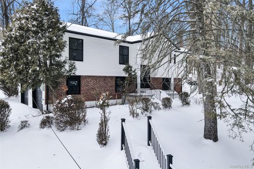 2 Chapel Court, Orangetown, NY, 10962 | Card Image