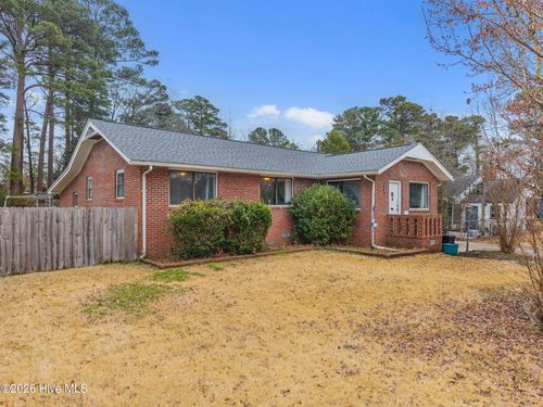 402 Jarman St, Jacksonville, NC, 28540-4912 | Card Image