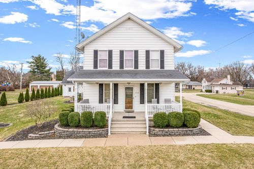 2513 Woods St, West Brooklyn, IL, 61378-1304 | Card Image