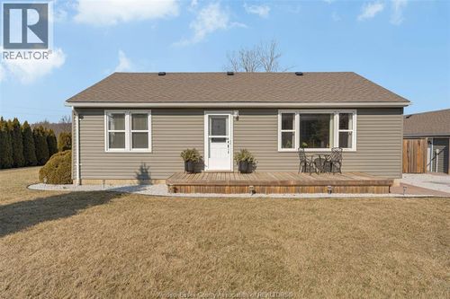 9872 9th Concession Rd, Essex, ON, N8M2X5 | Card Image