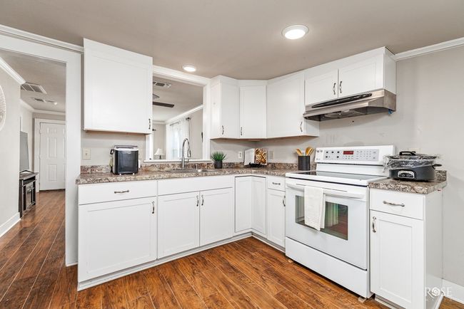 706 N Madison St, House other with 3 bedrooms, 1 bathrooms and 1 parking in San Angelo TX | Image 7