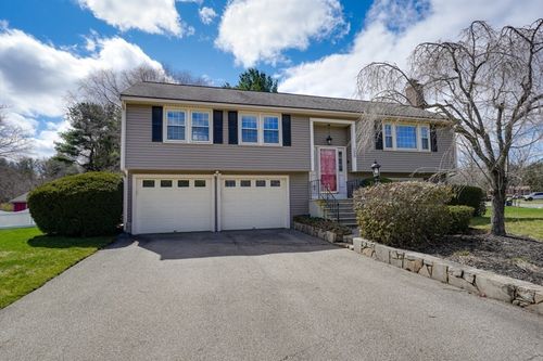 268 Davis St, Northborough, MA, 01532-2424 | Card Image