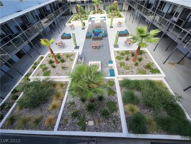 323 - 8925 W Flamingo Rd, Condo with 2 bedrooms, 2 bathrooms and null parking in Las Vegas NV | Image 32