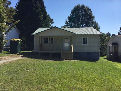 1017 Sales St, High Point, NC, 27260-7134 | Card Image