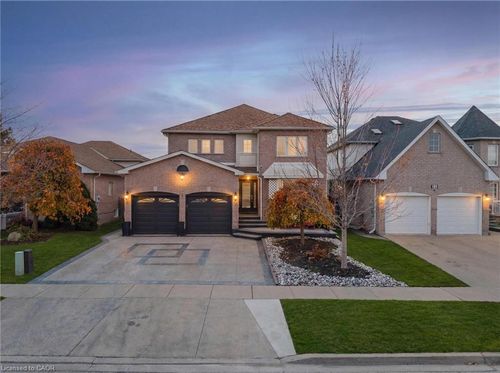 59 Mcnichol Dr, Cambridge, ON, N1P1C9 | Card Image