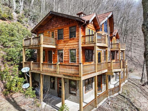 173 Heavenview Pt, Maggie Valley, NC, 28751-4508 | Card Image