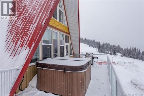 3-9885 Pinnacles Rd, Silver Star, BC, V1B0S2 | Card Image