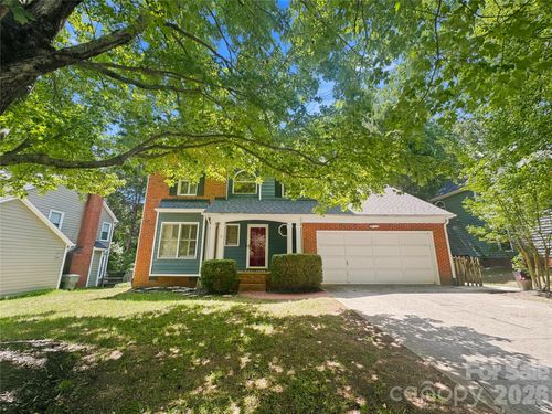4617 Deer Cross Trl, Charlotte, NC, 28269-0327 | Card Image