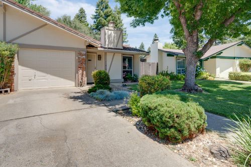 11038 Cobblestone Dr, Rancho Cordova, CA, 95670-4243 | Card Image
