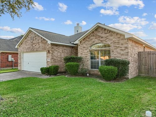 5106 Chase Park Gate St, Bacliff, TX, 77518-2384 | Card Image