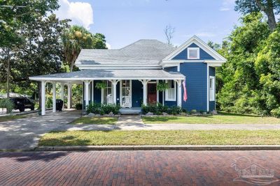 615 E La Rua St, House other with 4 bedrooms, 2 bathrooms and 1 parking in Pensacola FL | Image 3