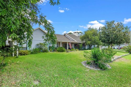 2002 Fairway Dr, EUSTIS, FL, 32726-6827 | Card Image