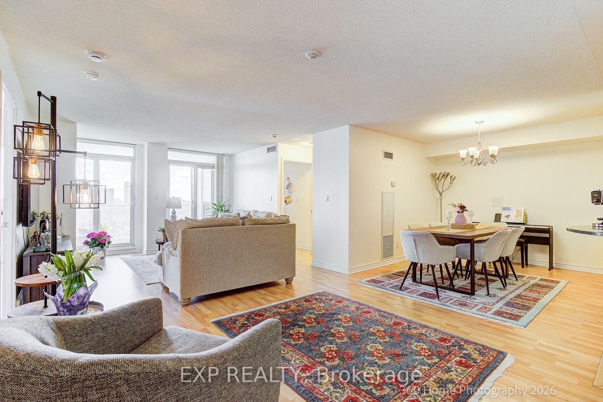 Residential in Toronto C15 4
