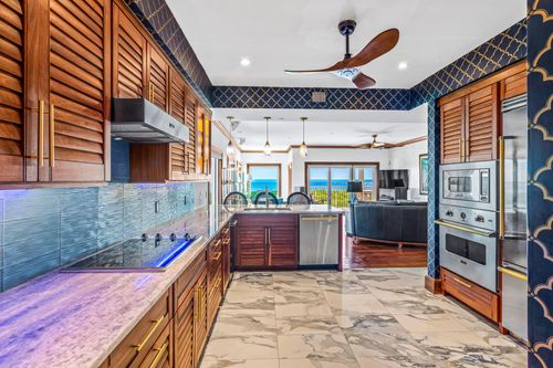 unit-105-5960 Peninsular Ave, Stock Island, FL, 33040-6051 | Card Image