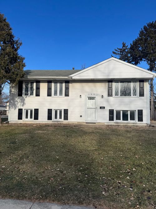 122 Ambassador Ave, Romeoville, IL, 60446-1114 | Card Image