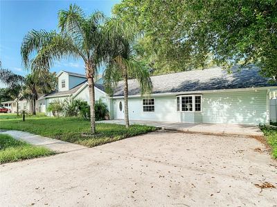 2229 Arch Mcdonald Drive, House other with 4 bedrooms, 2 bathrooms and null parking in Dover FL | Image 1