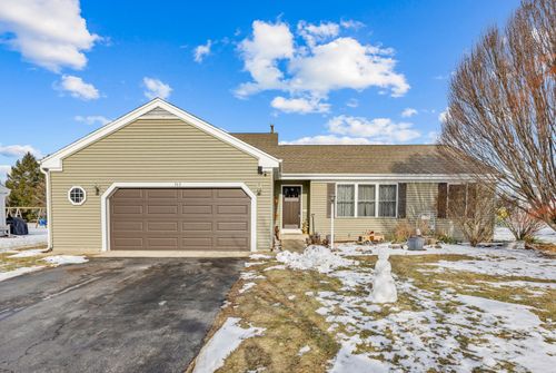 742 Chestnut Ln, Marengo, IL, 60152-3617 | Card Image