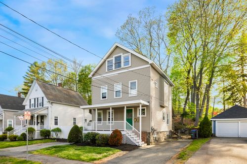 3 Walnut St, Wakefield, MA, 01880 | Card Image