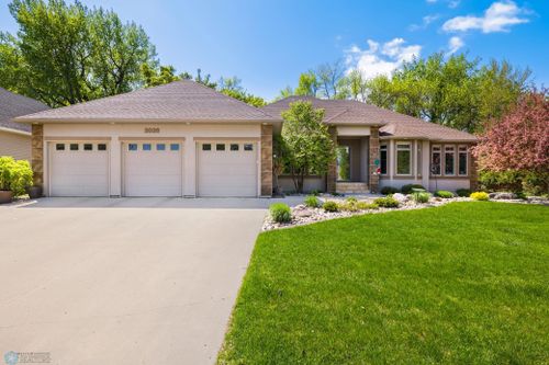 2026 5th St E, West Fargo, ND, 58078-4252 | Card Image