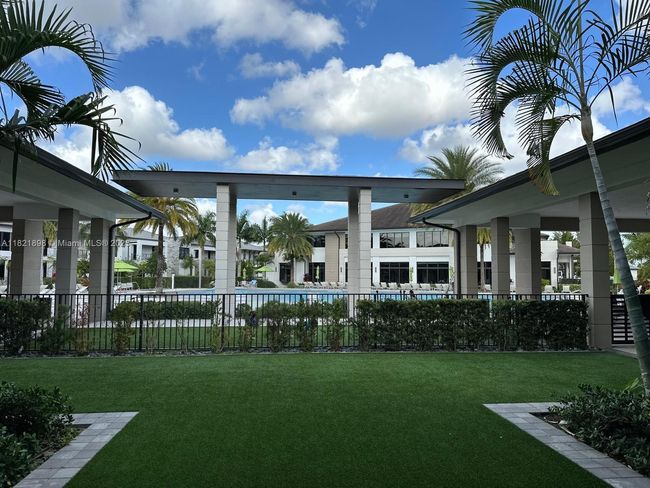 APT-204 - 8301 Nw 41 St St, Condo with 2 bedrooms, 3 bathrooms and null parking in Doral FL | Image 24
