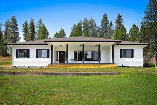 320 S River St, Rockford, WA, 99030-5105 | Card Image