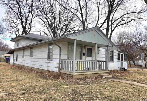 500 Ne Wabash Ave, Topeka, KS, 66616-1438 | Card Image