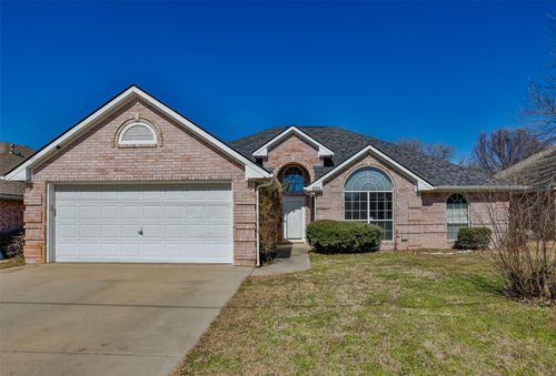 2005 Duck Creek Rd, Sanger, TX, 76266-5019 | Card Image