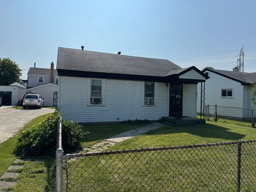 6607 Conrad Ave, Hodgkins, IL, 60525-7646 | Card Image