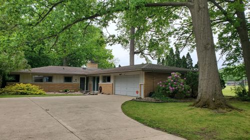 2614 Maple St, Michigan City, IN, 46360-7060 | Card Image