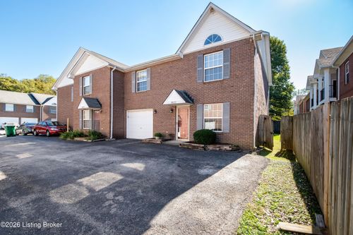 7-4521 Meadow Lark Manor Ln, Louisville, KY, 40245 | Card Image