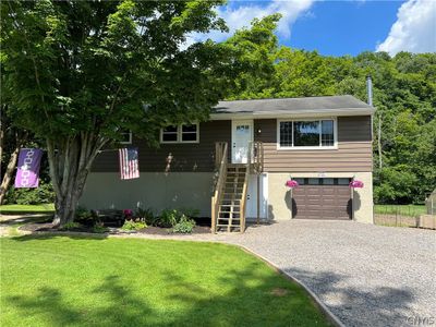 2971 Apulia Road, House other with 3 bedrooms, 2 bathrooms and null parking in Lafayette NY | Image 1