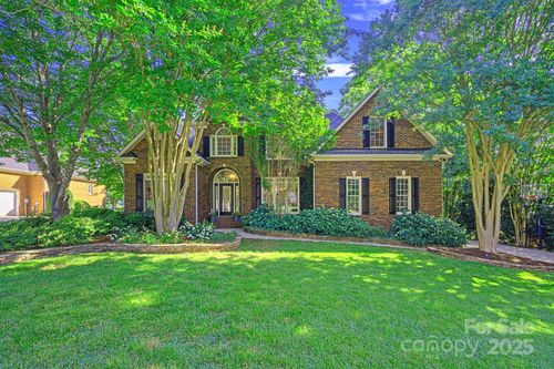 3506 Cardiff Ln, Matthews, NC, 28104-0608 | Card Image