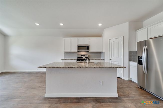 1306 Camden Ln, House other with 4 bedrooms, 2 bathrooms and null parking in Lockhart TX | Image 7