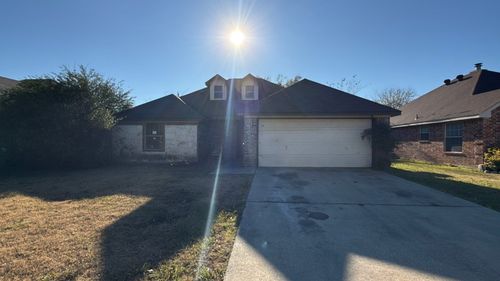 1017 Shadybrook Ln, Seagoville, TX, 75159-1275 | Card Image