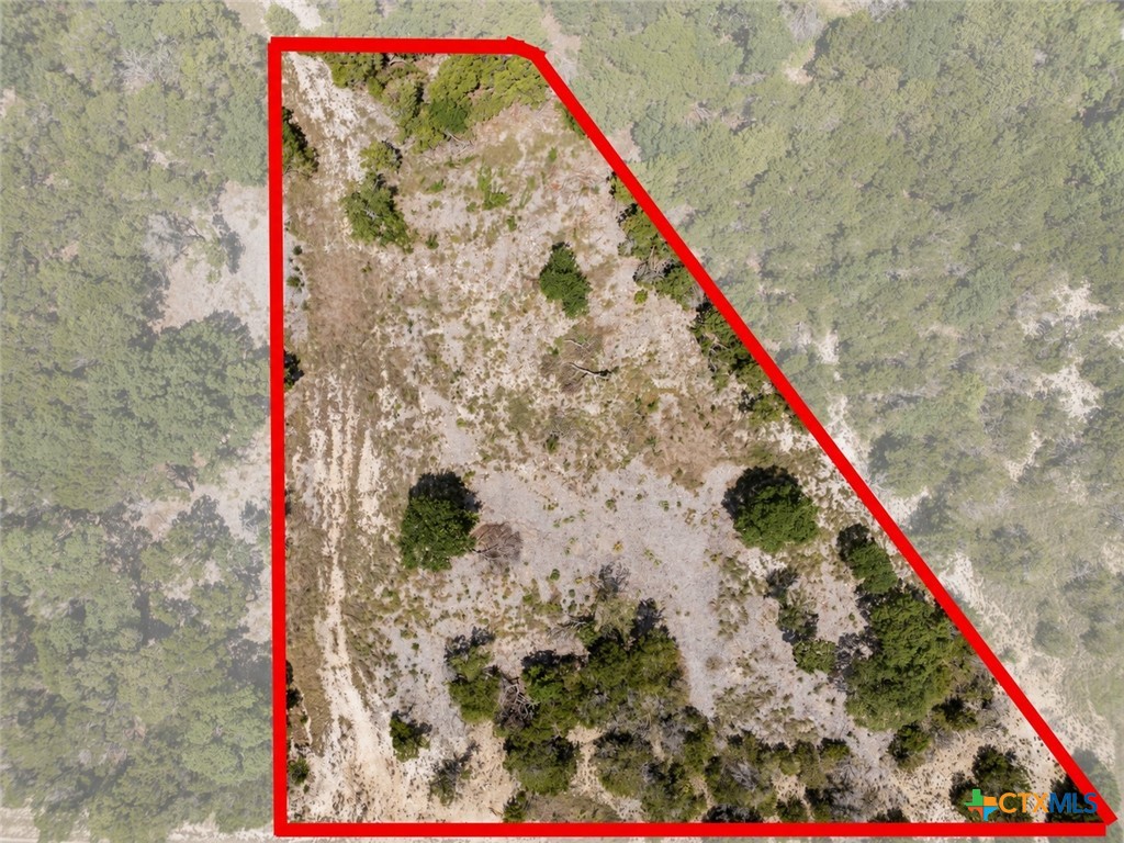 Land in Salado 2