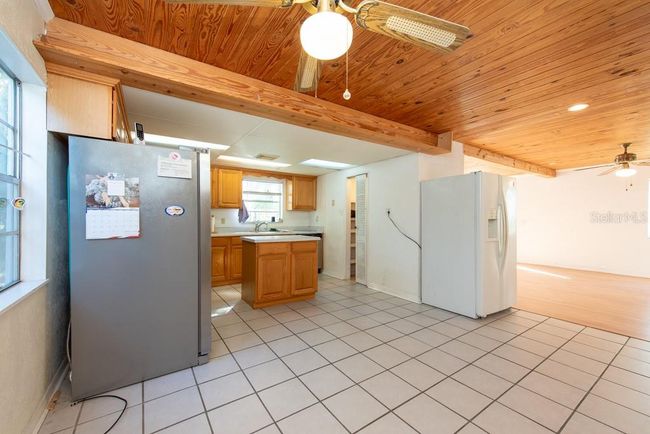 11008 Browning Rd, House other with 4 bedrooms, 4 bathrooms and null parking in LITHIA FL | Image 15