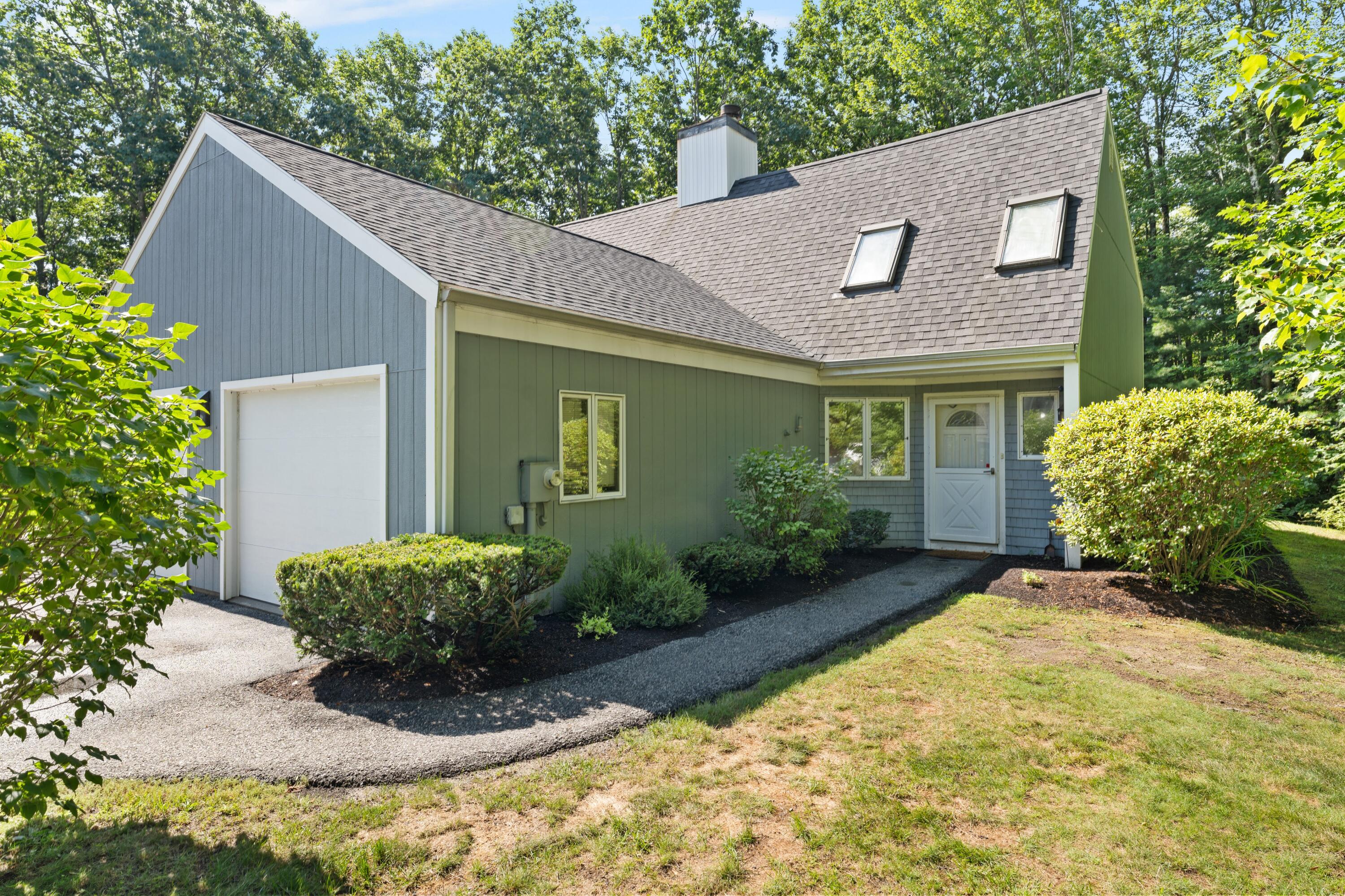 Stratton Rd, Scarborough, ME 04074
