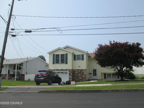 223 Maple Rd, Berwick, PA, 18603-4215 | Card Image